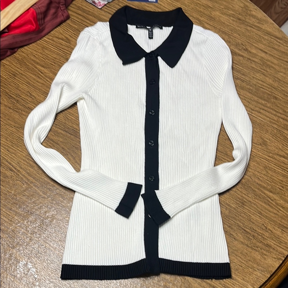 White House Black Market Monochrome Knit Top